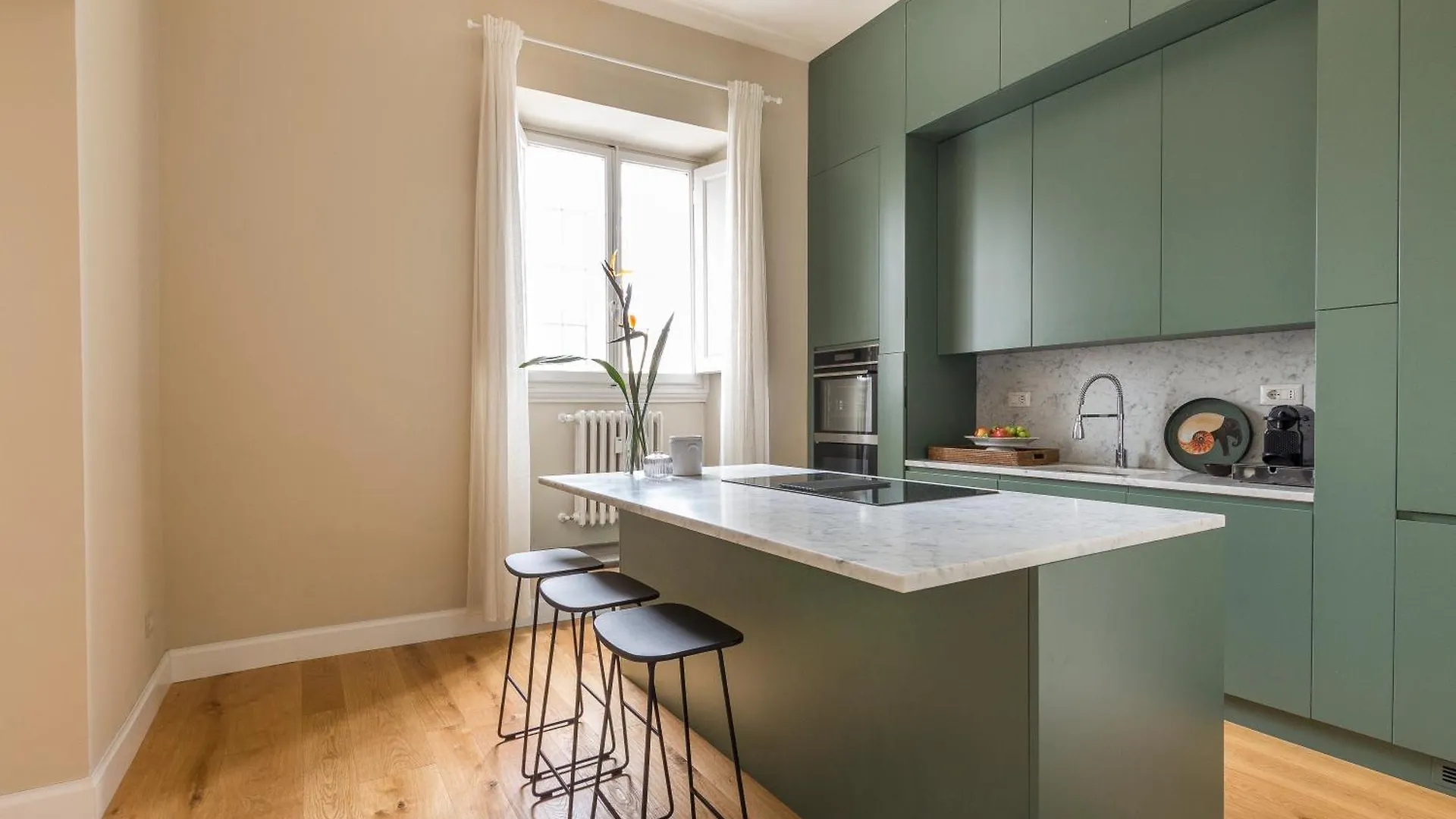 Lungarno Marvelous Apartment With Private Parking Florence